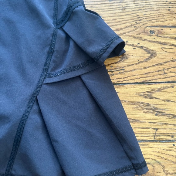 Lululemon Ruffle Skort Sz 10 - Picture 2 of 8